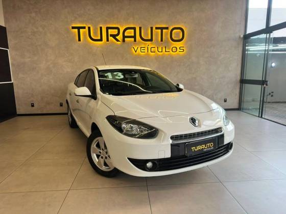 RENAULT FLUENCE 2.0 DYNAMIQUE 16V FLEX 4P AUTOMÁTICO